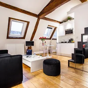 Cmg Concorde/ Madeleine , Paris France